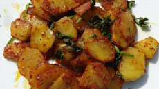 Chips de pommes de terre aux épices des indes