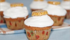 Cupcake à l'orientale, aux graines de sésame et fleur d'oranger