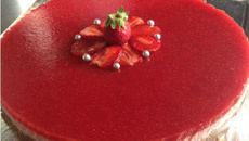 Mon bavarois à la fraise base galette bretonne ou génoise