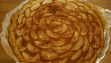 Tarte aux pommes facile parfumée à la banane