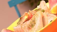 Salade croquante de radis au gomasio