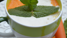 Cappuccino de carottes à la menthe