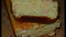 Cake léger au saumon fumé et farine de kamut
