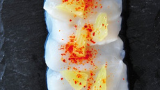 Carpaccio de Saint Jacques piment, citron vert