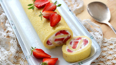 Gâteau roulé à la fraise
