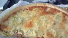 Tarte courgette / tomates / gruyère / pancetta