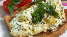 Chèvre chaud au miel