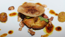 Pastilla de Cailles, Noisettes et Noix Snackés