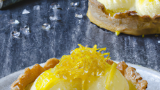 Tartelette au citron avec sorbet aux agrumes