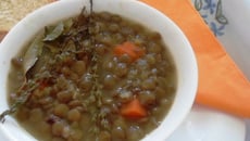 Soupe de lentilles épicée