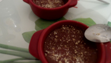 Mousse au choco praliné au grand marnier et sucre pétillant