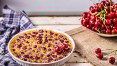 Clafoutis aux cerises facile et moelleux