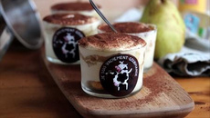 Tiramisu à la Crémeuh Dessert Vanille Les 2 Vaches et aux poires à la cannelle