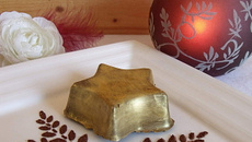 Étoiles de Noël brillantes chocolat et framboise