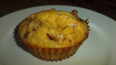 Muffins à la tomate séchée