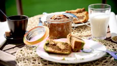 Gâteau marbré en bocal