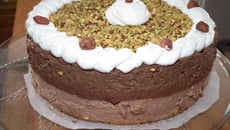 Trio de mousse sur biscuit noisette