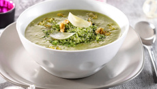 Régal de légumes verts, Semoule de brocoli au parmesan et noix