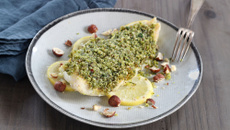 Filet de lieu en croûte d’herbes et noisettes