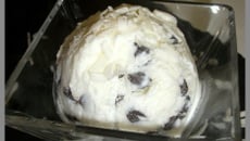 Glace au yaourt coco et chocolat