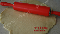 Pâte à pizza super moelleuse