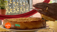 En Guyane, le gâteau au manioc de Victor ou le pudding cramanioc