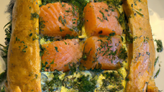 Saumon en croûte d'herbes