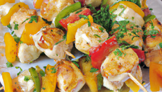 Brochettes de poulet à l'aigre douce