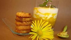 Fontainebleau passion, sur une compotée d'oranges vanille rhum, diamants coco citron