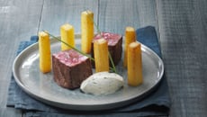 Filet de bœuf et Pomme pont-neuf avec ses dips de St Môret® aux condiments