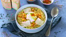 Porridge salé au potimarron rôti, fromage Pur Brebis Pyrénées et oeuf poché