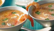 Potage piquant aux crevettes