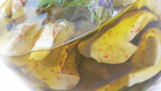 Cèpes marinés à l'huile d'olive