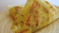 Samoussas de pomme de terre aux deux coriandres