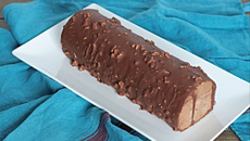 Bûche de Noël glacée chocolat et poires