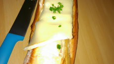 Baguette torsadée au fromage