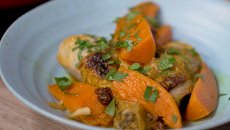 Cuisses de poulet fermier Label Rouge à la patate douce et aux raisins secs