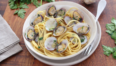 Spaghetti alle vongole (pâtes aux palourdes)