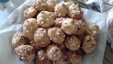 Chouquettes au sucre casson