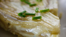 Tatin d'endives au Bresse Bleu
