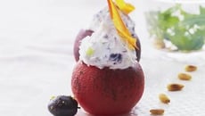 Tomates brûlées farcies au Chavroux et aux Olives Noires