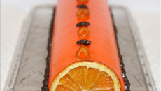 Bûche de Noël à l'orange et aux truffes