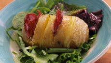 Pommes de terre au four à la viande de grisons et tomme de Jura