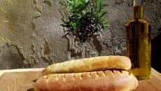 Les petits pains briochés à l'anis et olives