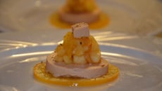 Foie gras et sa compotée de pommes à l'orange