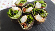 Maki aux crevettes et aux légumes
