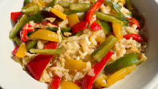 Wok de poivrons au riz de camargue