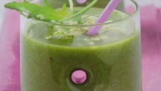 Consommé froid de roquette