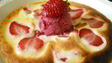 Gratin de Charlottes, glace à la rhubarbe