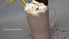 Milk-shake à la banane et Oréo